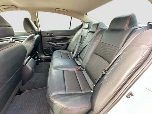 Used 2023 White Nissan 2.5 SR image 22