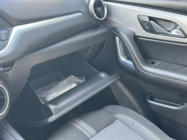 Used 2023 Gray Chevrolet LT image 31