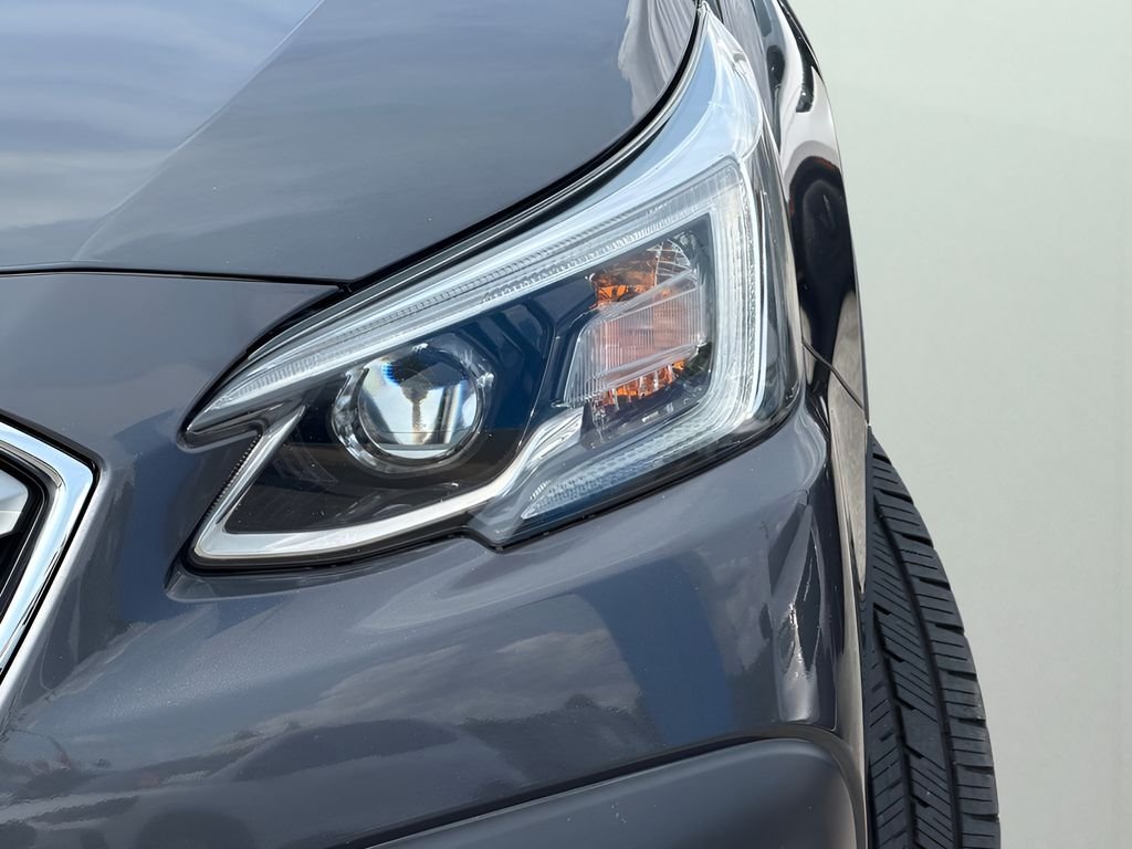 Used 2022 Magnetite Gray Metallic Subaru Limited image 5