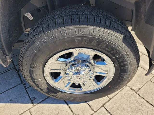 2025 RAM 2500 Tradesman - Photo 19
