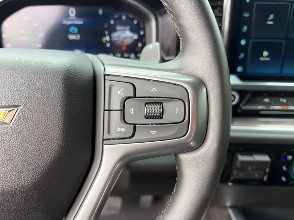 Used 2026 Polar White Tricoat Chevrolet LTZ image 30