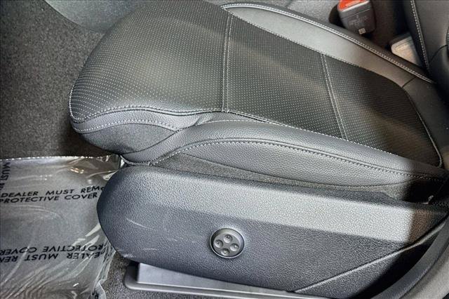New 2026 Graphite Grey Metallic Mercedes-Benz GLC 300 image 47