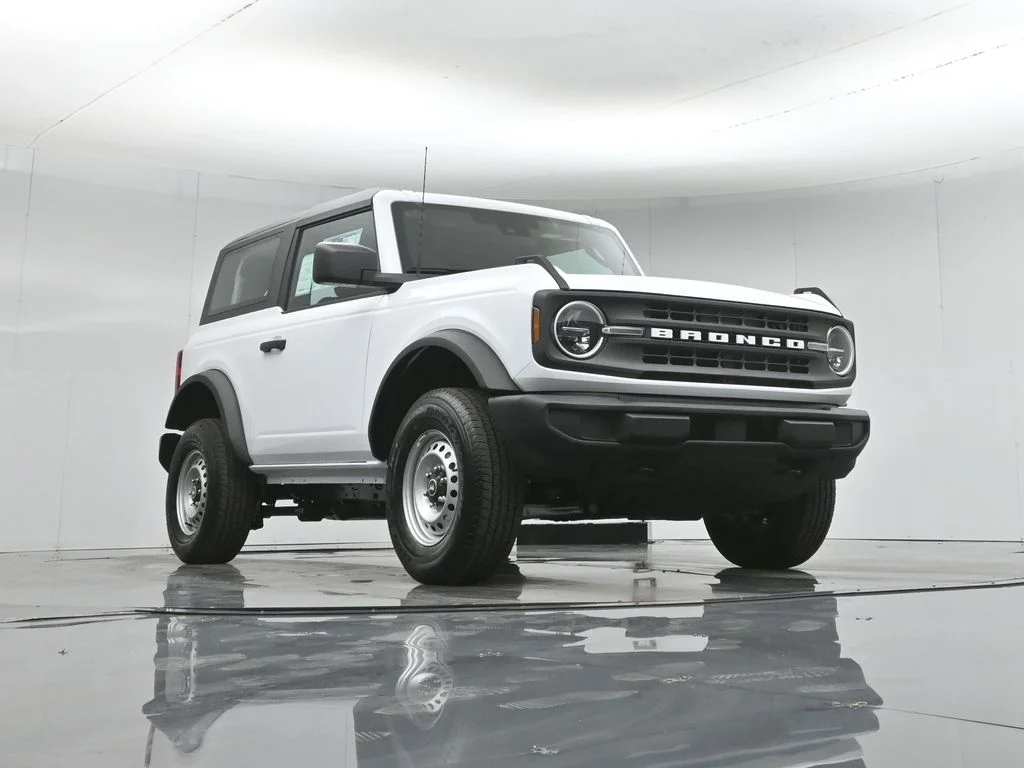 New 2026 Oxford White Ford Base image 43