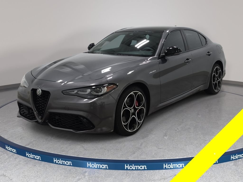 2024 Alfa Romeo Giulia Veloce AWD's photo