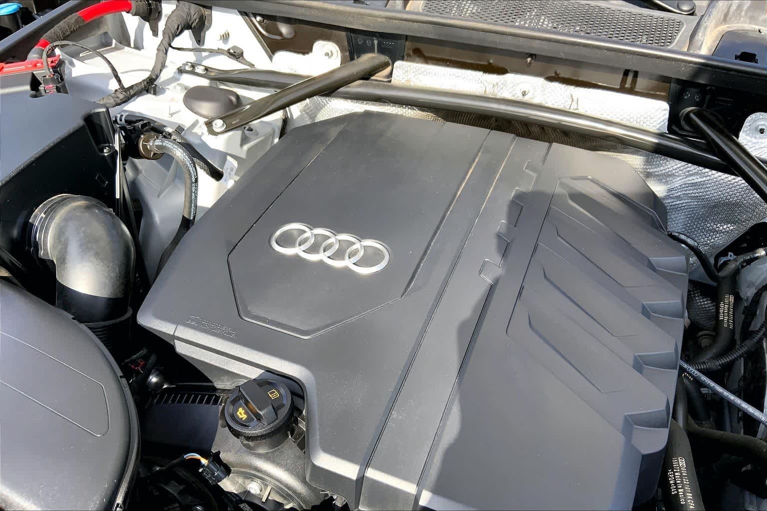 Used 2021 Florett Silver Metallic Audi Premium Plus image 33