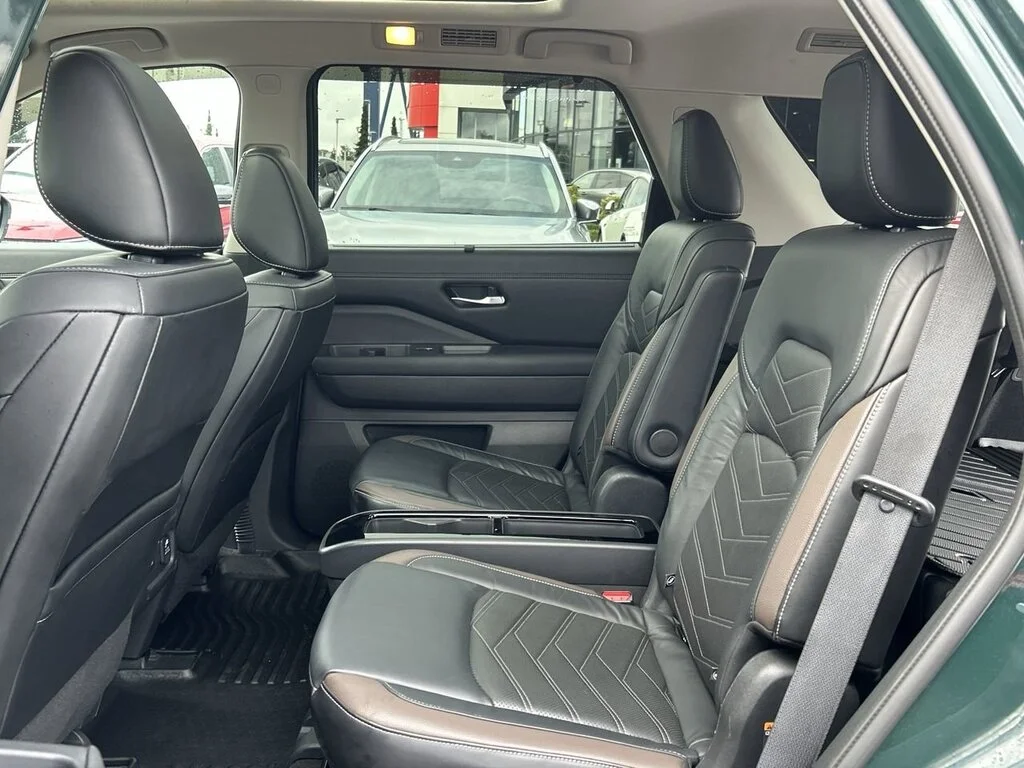 Used 2022  Nissan Platinum V6 4x4 at Dilawri Certified   Local BC image 31