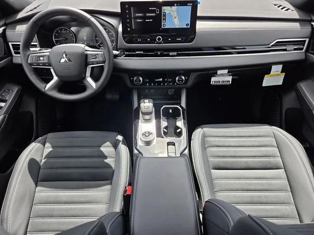 New 2026 Gray Mitsubishi LE 1.5T 2WD image 7