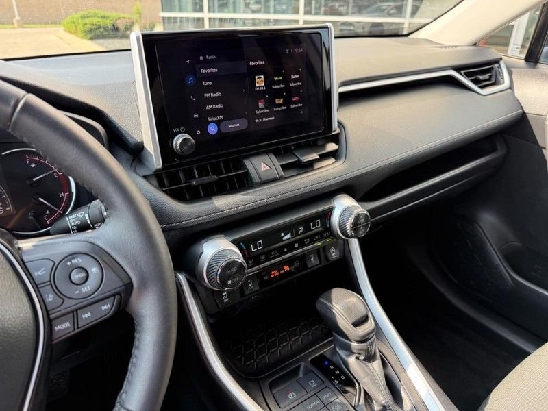 Certified Used 2024 Ice Toyota XLE image 25