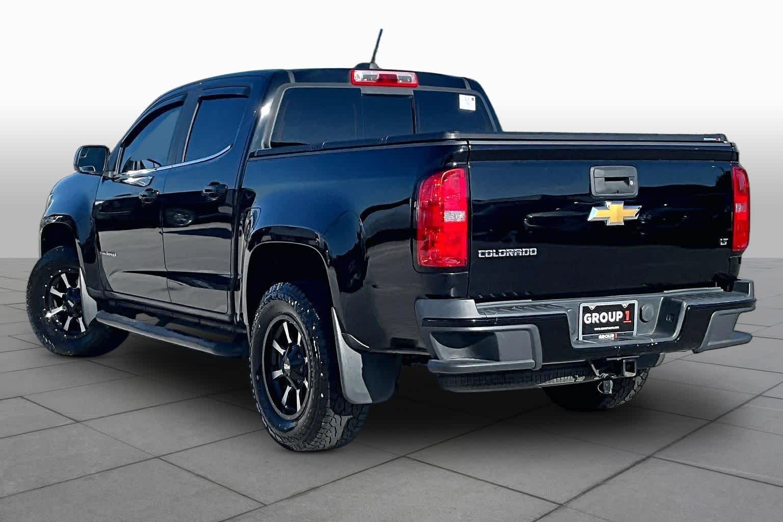 Used 2016 Black Chevrolet 2WD LT image 12