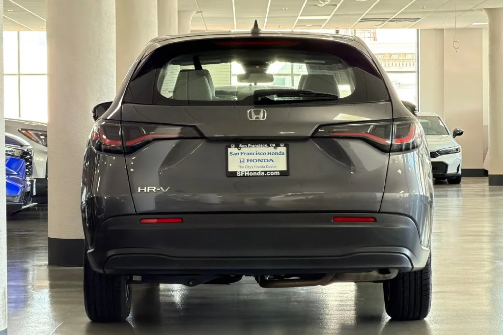 Used 2023  Honda LX image 7