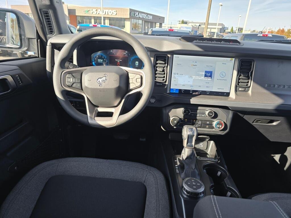 New 2025 Oxford White Ford Base image 15