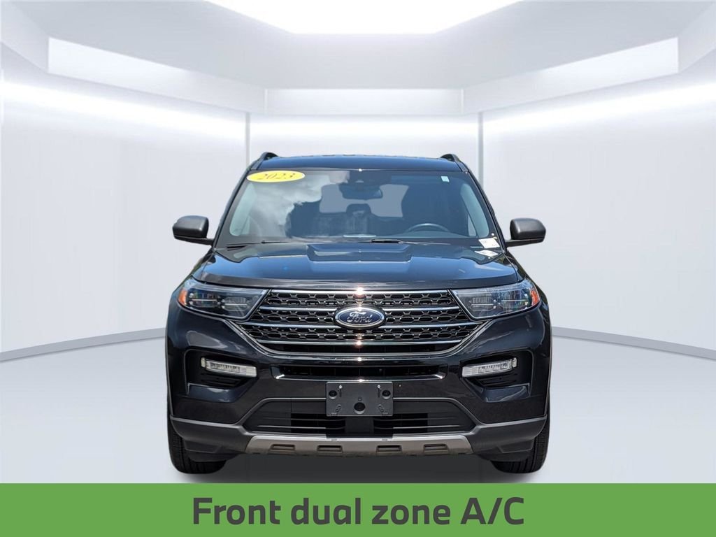 Used 2023 Black Ford XLT image 12