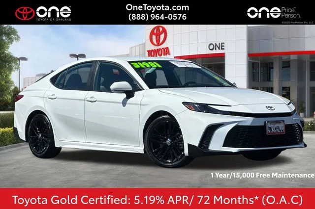 2025 Toyota Camry SE