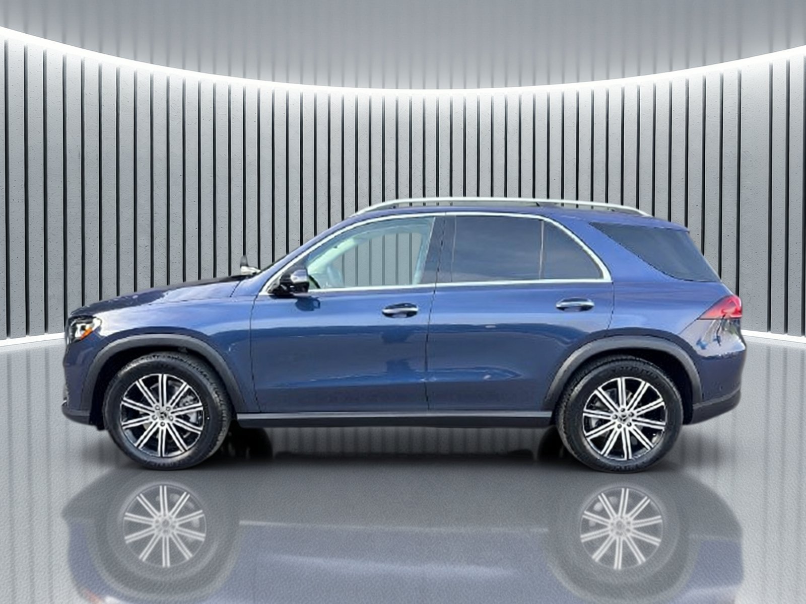 New 2027 Twilight Blue Metallic Mercedes-Benz GLE 350 image 2