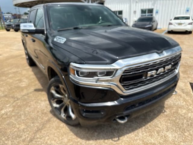 Used 2019 Diamond Black Ram Limited image 3