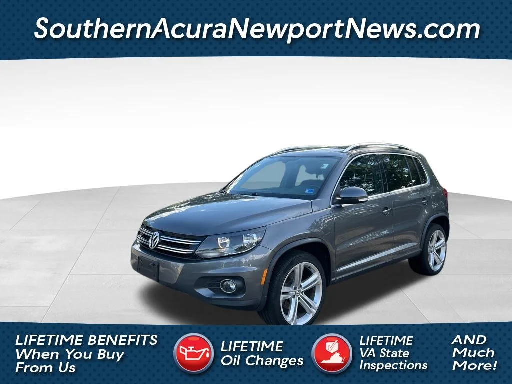 2016 Volkswagen Tiguan 2.0T R-Line's photo