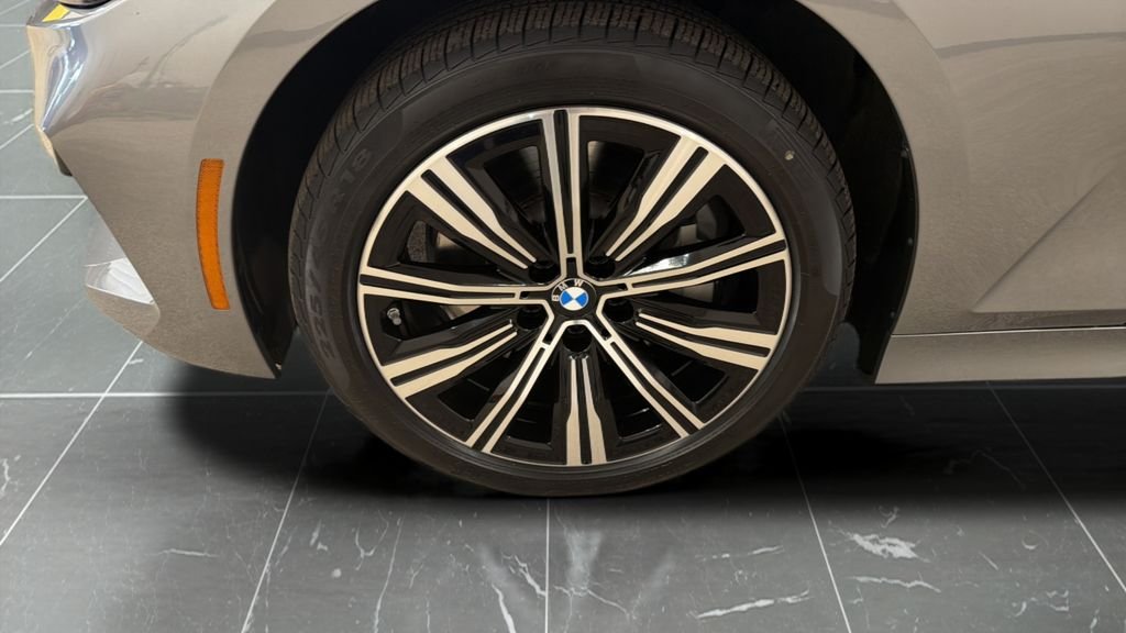 Used 2025 Gray BMW 330i xDrive image 15