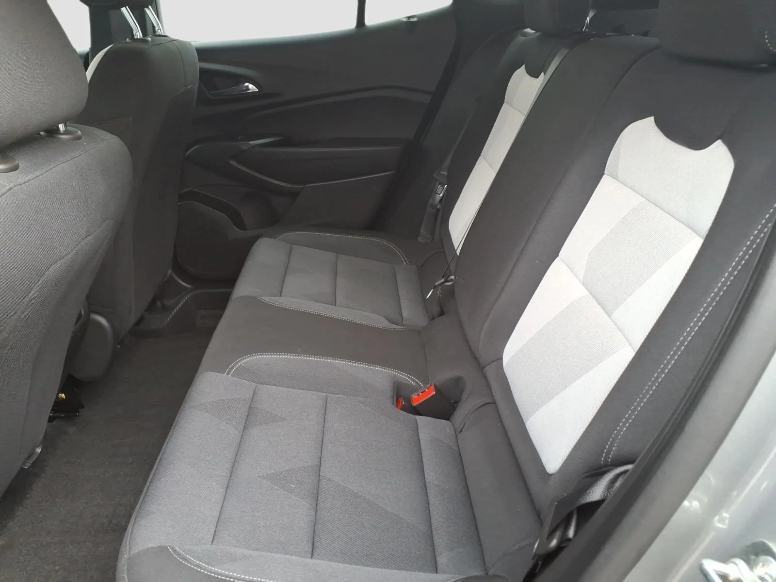 2026 Chevrolet Trax RS - Photo 14