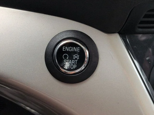 Used 2013 Sterling Gray Metallic Ford SEL image 26