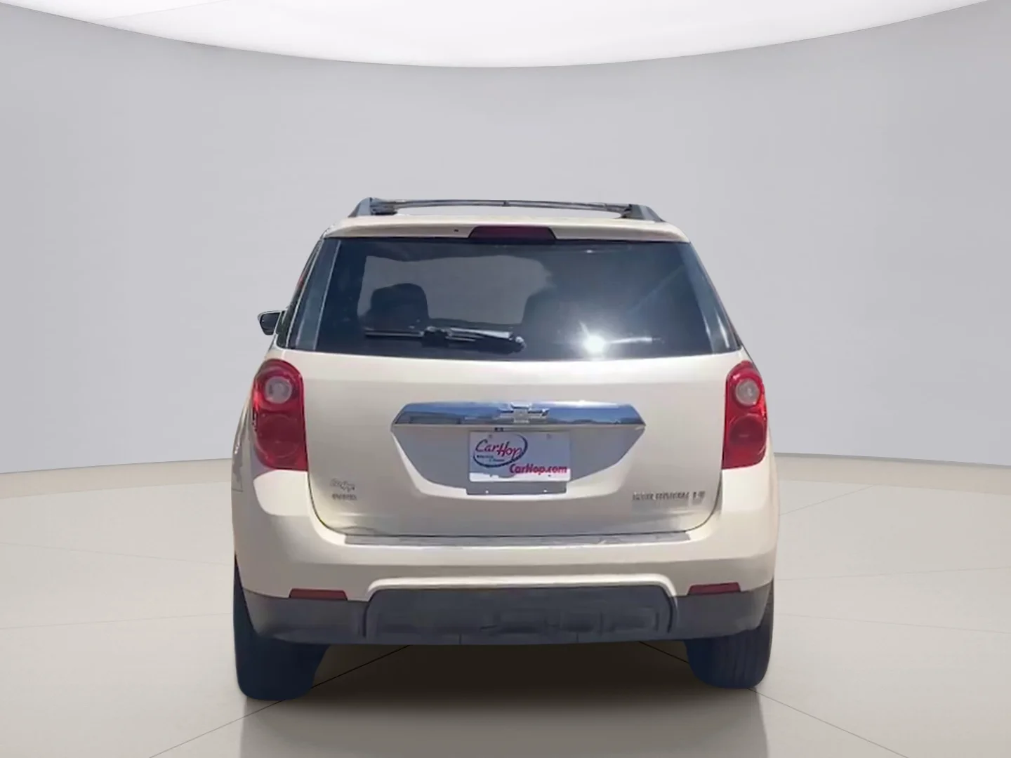 Used 2014 White Chevrolet 2LT AWD image 4