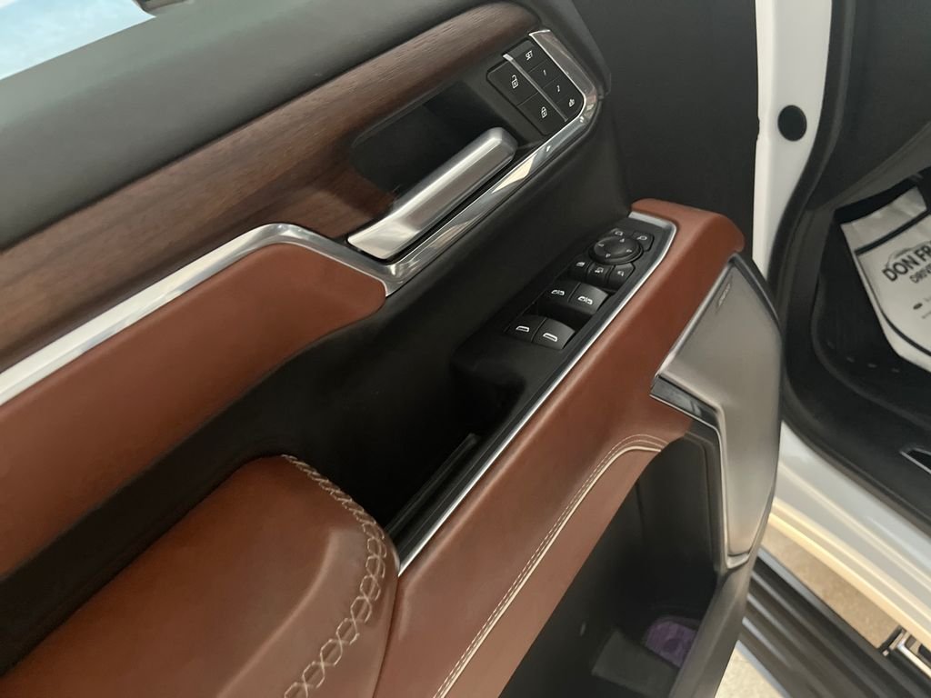 Used 2024 White GMC Denali Ultimate image 11