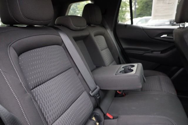 Used 2025 White Chevrolet LT image 12