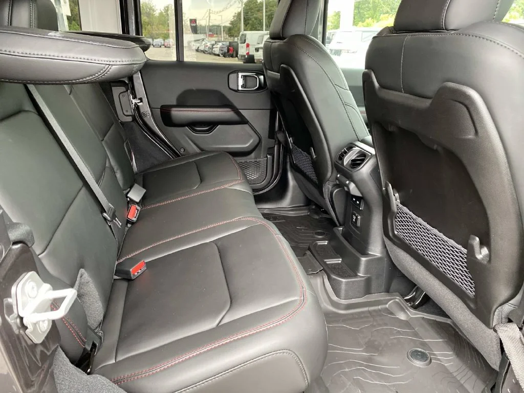 Certified Used 2026 Gray Jeep Rubicon X image 27