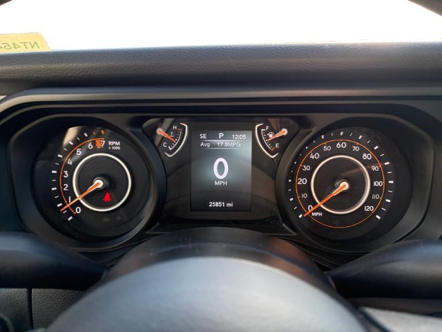 Used 2025 Blue Jeep Nighthawk image 14