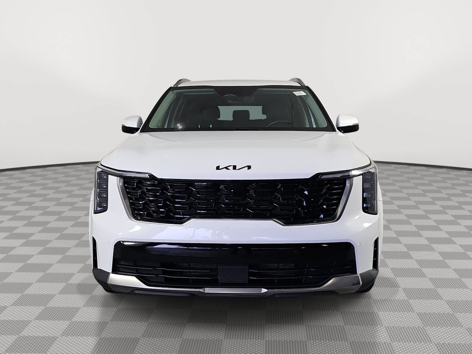 Used 2024 White Kia S image 3