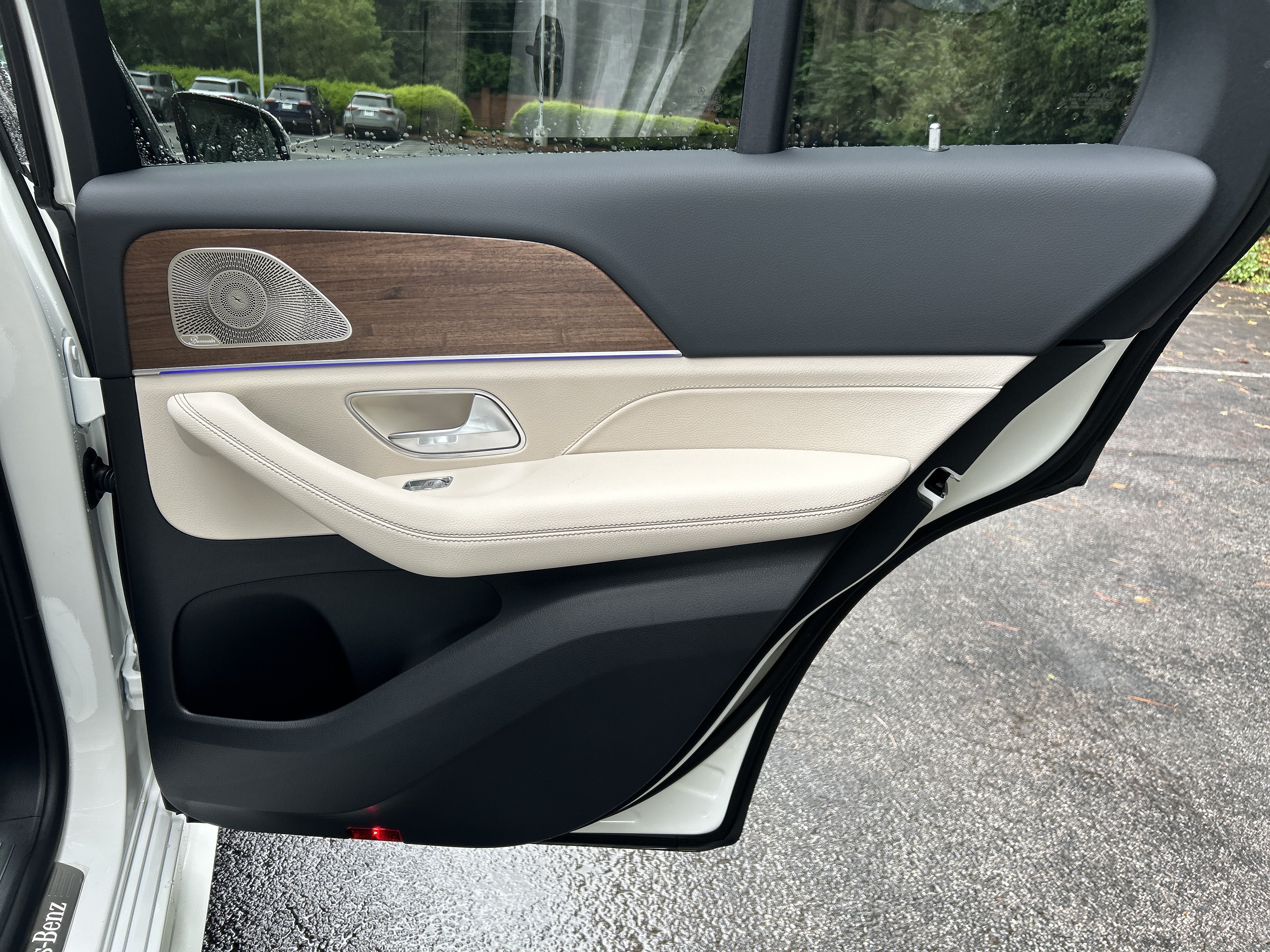 New 2026 Polar White Mercedes-Benz GLE 350 4MATIC® SUV image 38