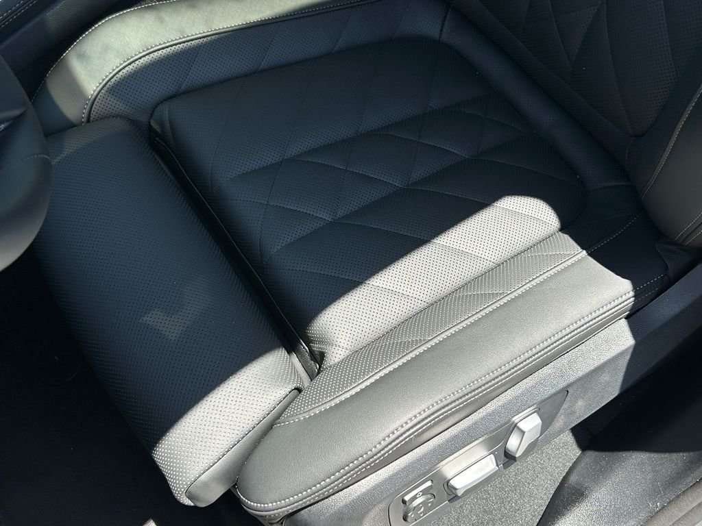 2026 BMW X5 50e - Photo 15