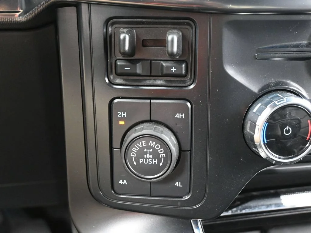 Used 2025 Green Ford Raptor image 23
