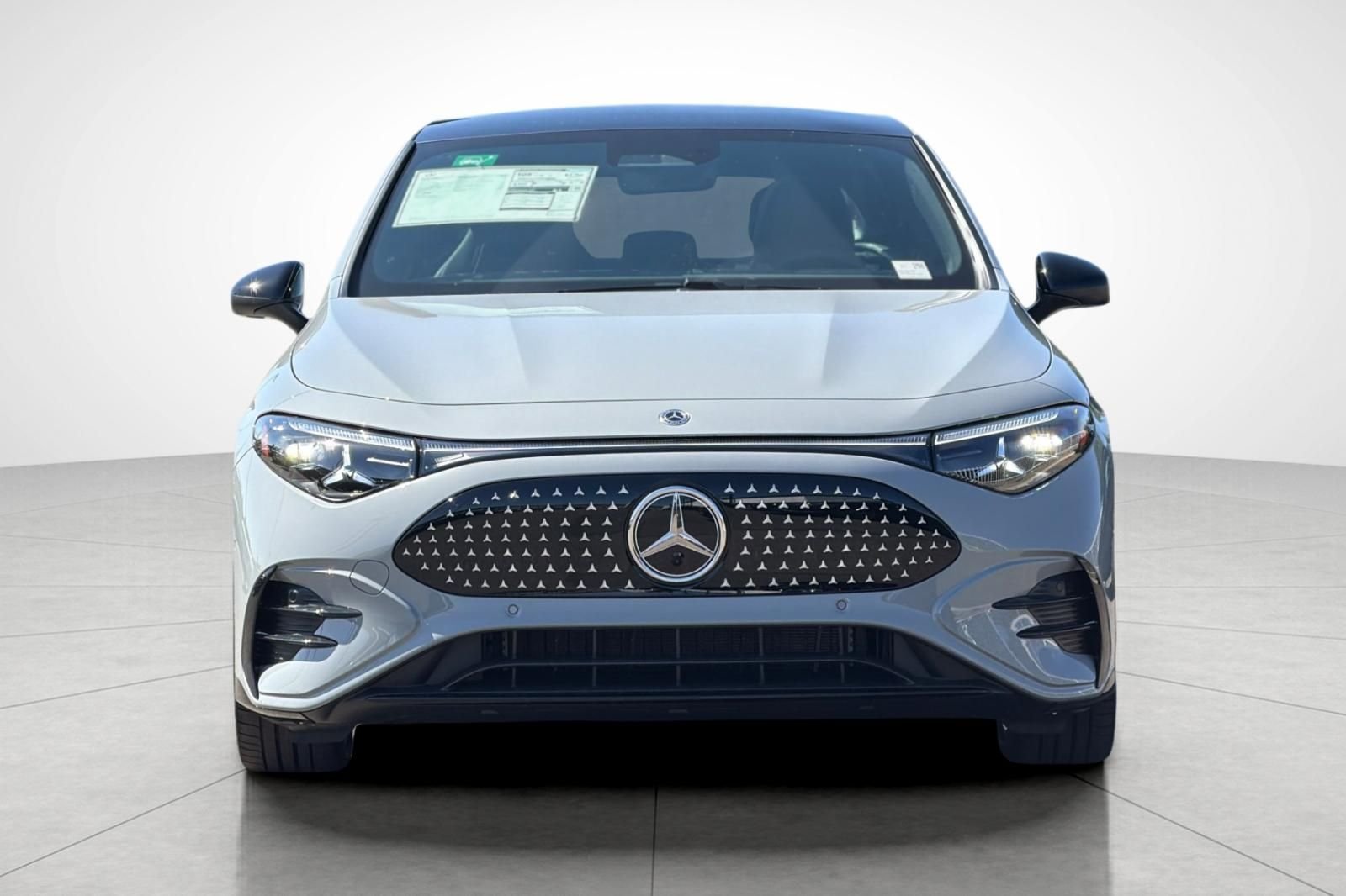 New 2027 MANUFAKTUR Alpine Grey Mercedes-Benz CLA 250+ image 8