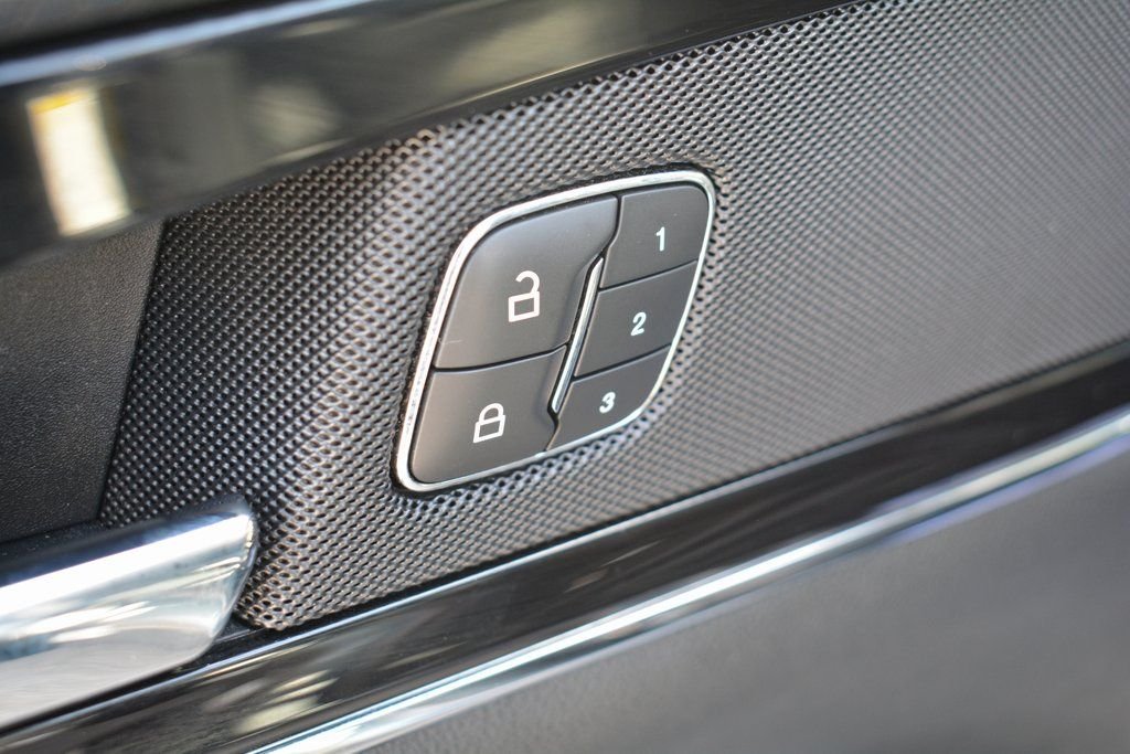 2022 Lincoln Nautilus Reserve - Photo 8