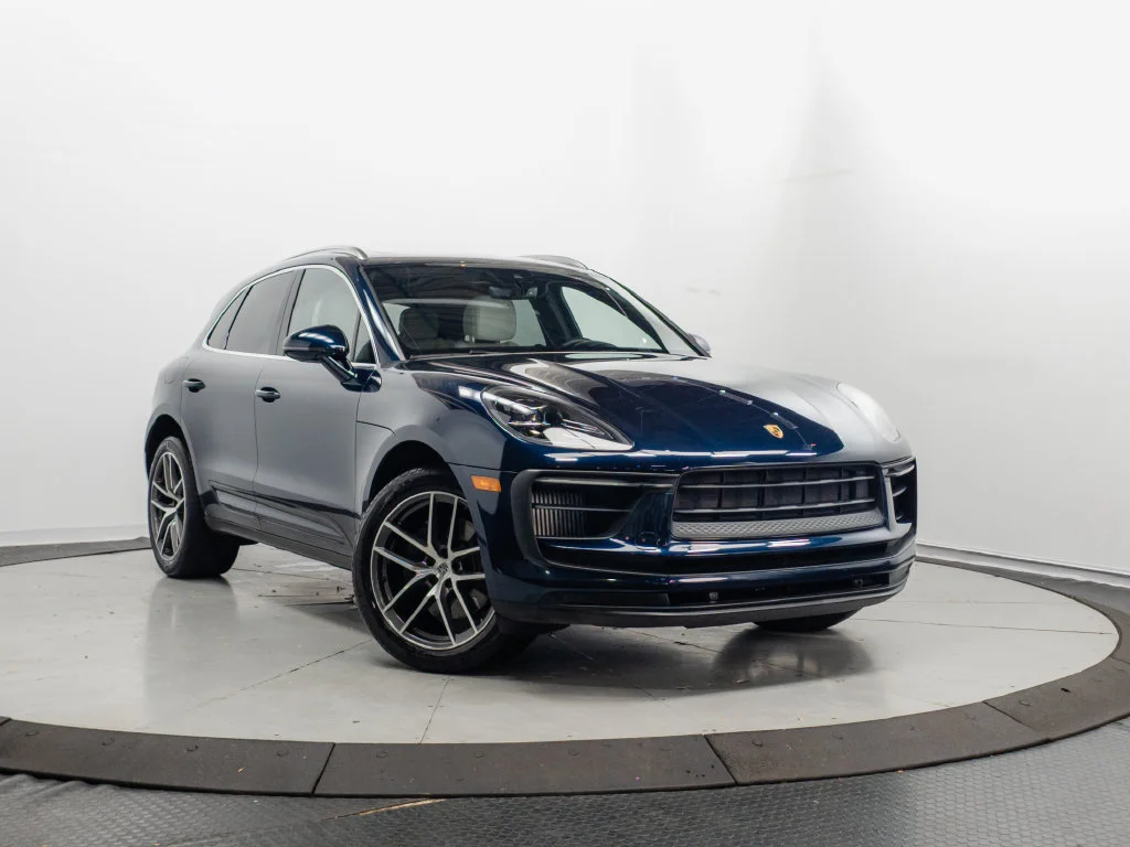 2022 Porsche Macan