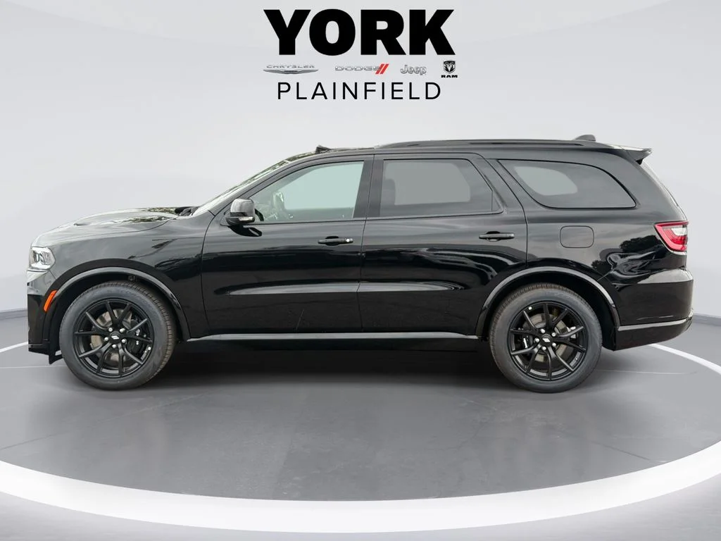 New 2026 Diamond Black Clear-Coat Exterior Paint Dodge GT Plus HEMI V8 image 8