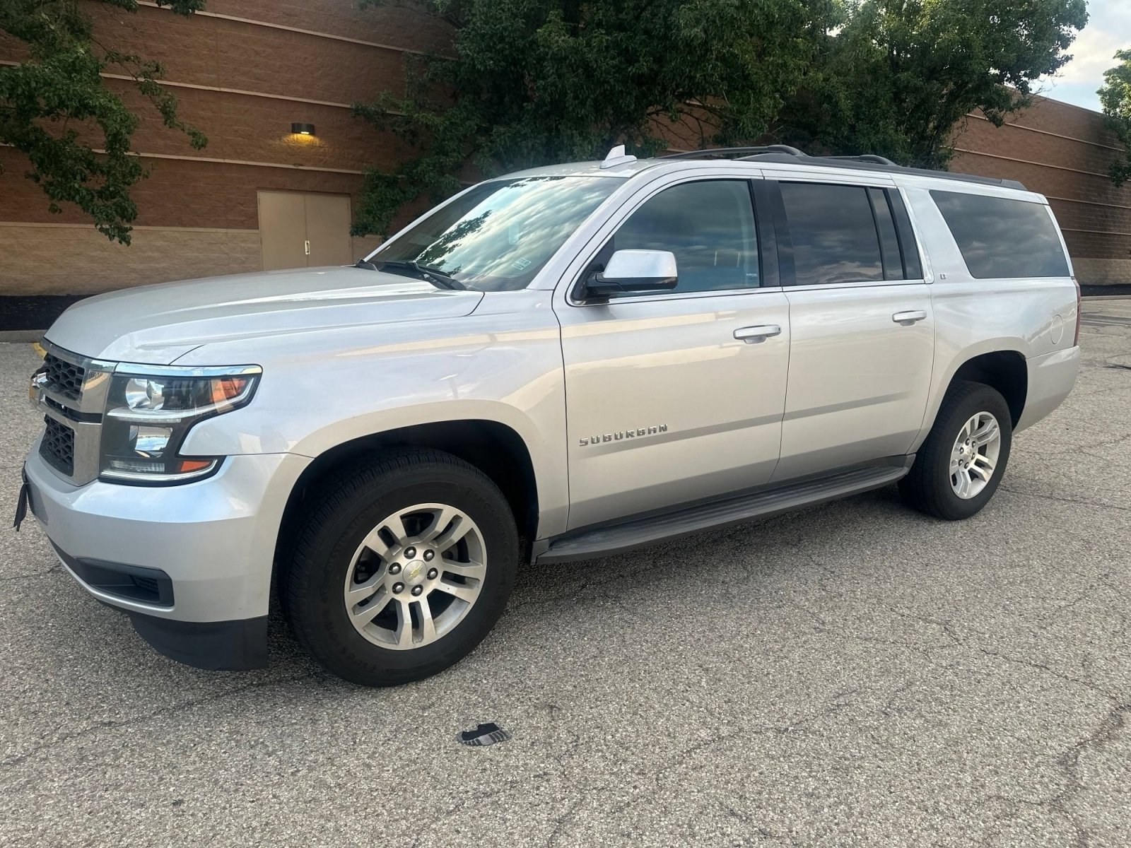 Used 2015 Silver Ice Metallic Chevrolet LT image 6