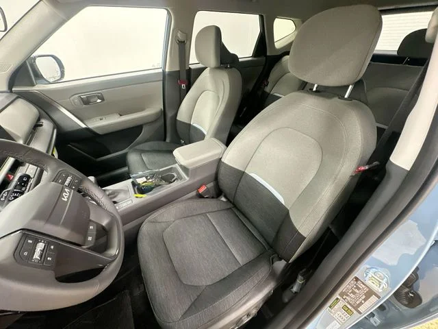 New 2027 Frost Blue / Black Roof Kia S image 14