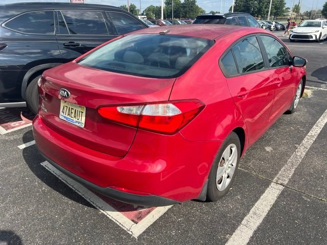 Used 2015 Red Kia LX image 3