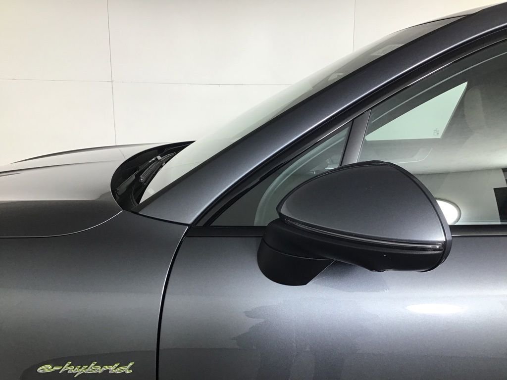 New 2026 Vanadium Grey Metallic Porsche  image 19