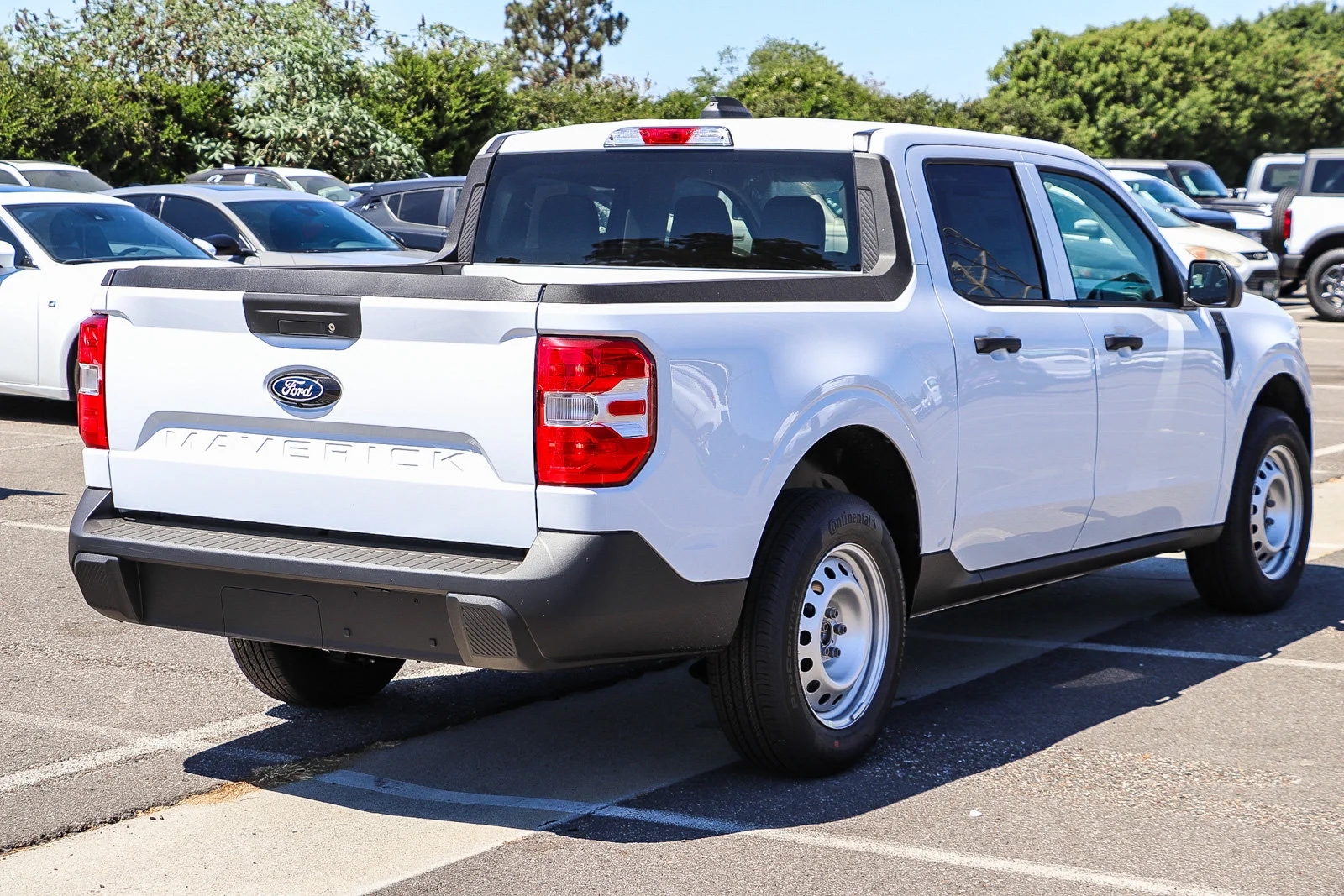 New 2026 Oxford White Ford XL image 6