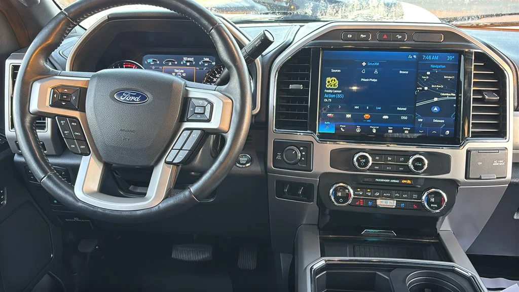 Used 2022 White Ford Lariat image 8