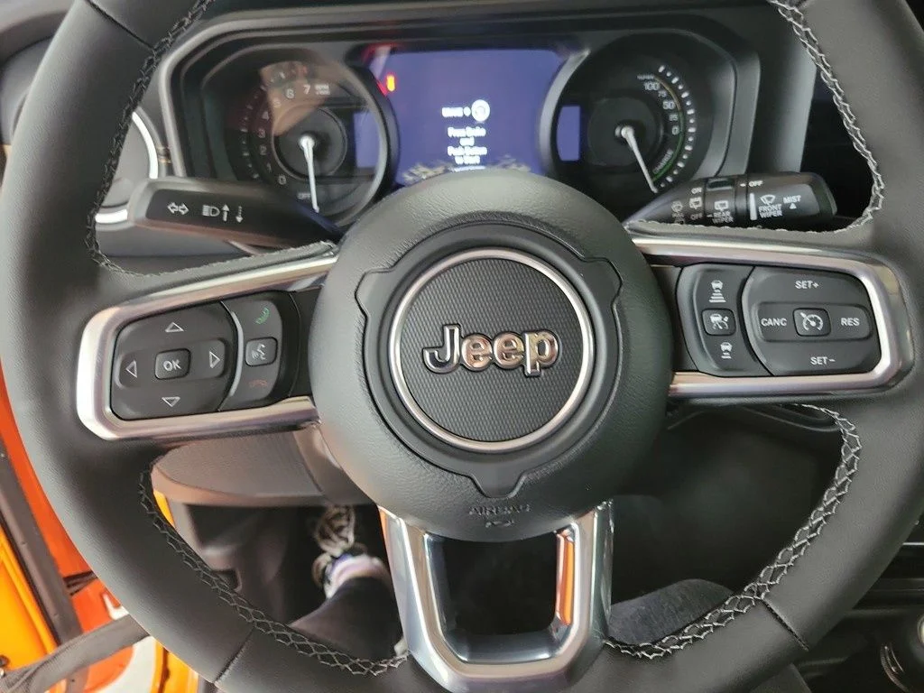 New 2025 Joose Exterior Paint Jeep Sahara 4xe image 11