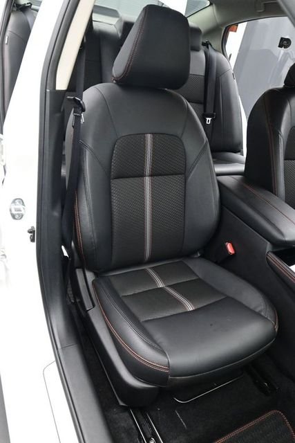 Used 2025 Pearl White Tricoat Nissan 2.5 SR image 15