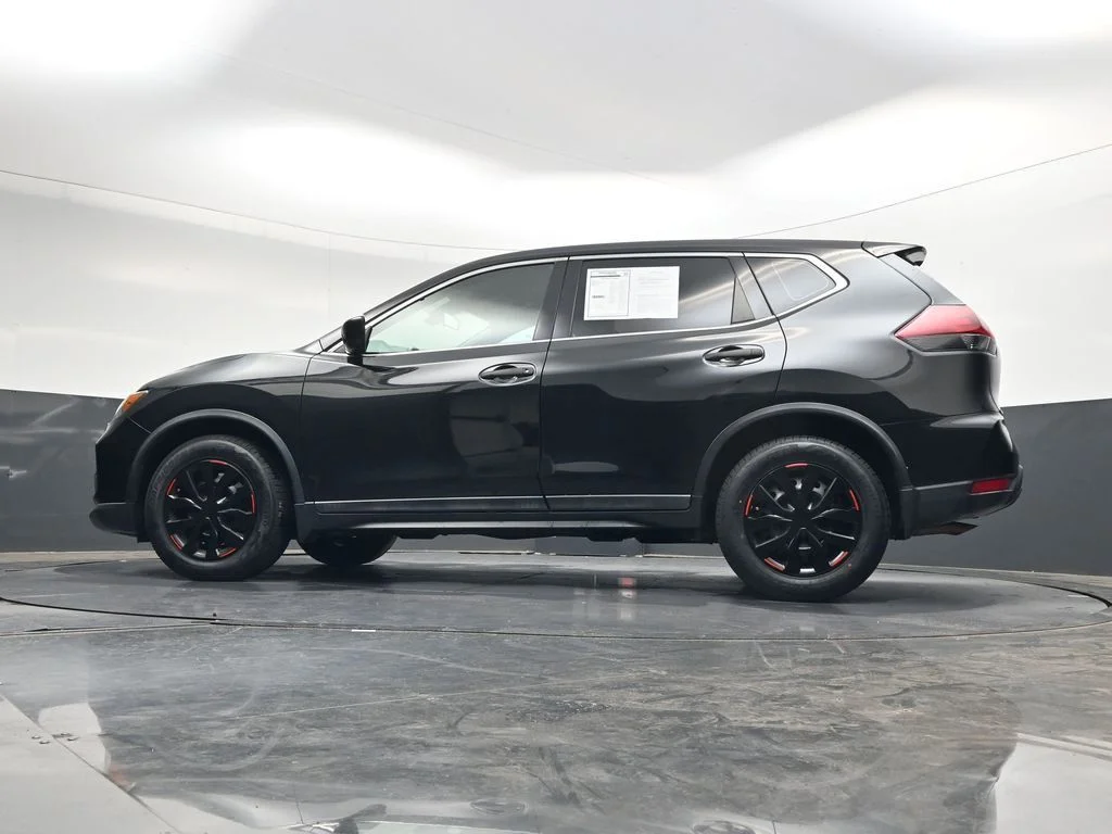 Used 2020 Black Nissan S image 45