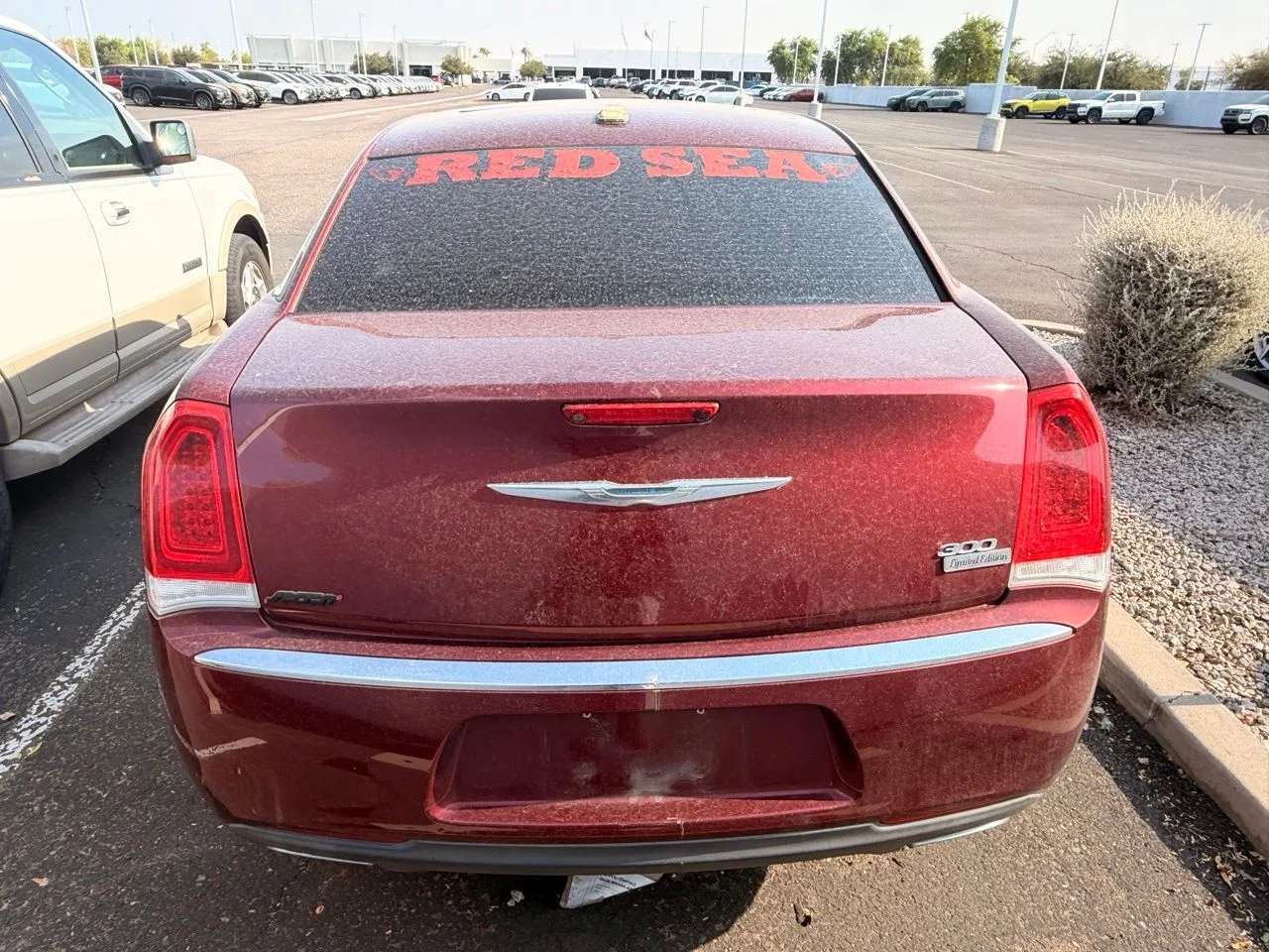 Used 2016 Velvet Red Pearlcoat Chrysler Limited image 5