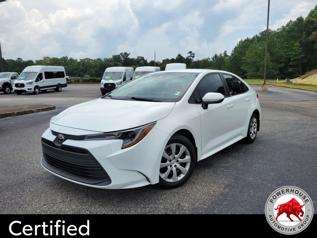 Used 2025 White Toyota LE image 1