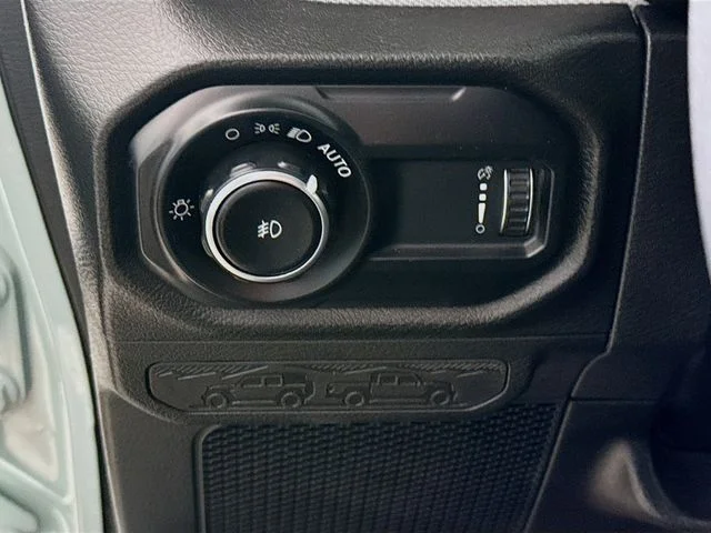 Used 2024 Gray Jeep Sport S image 10