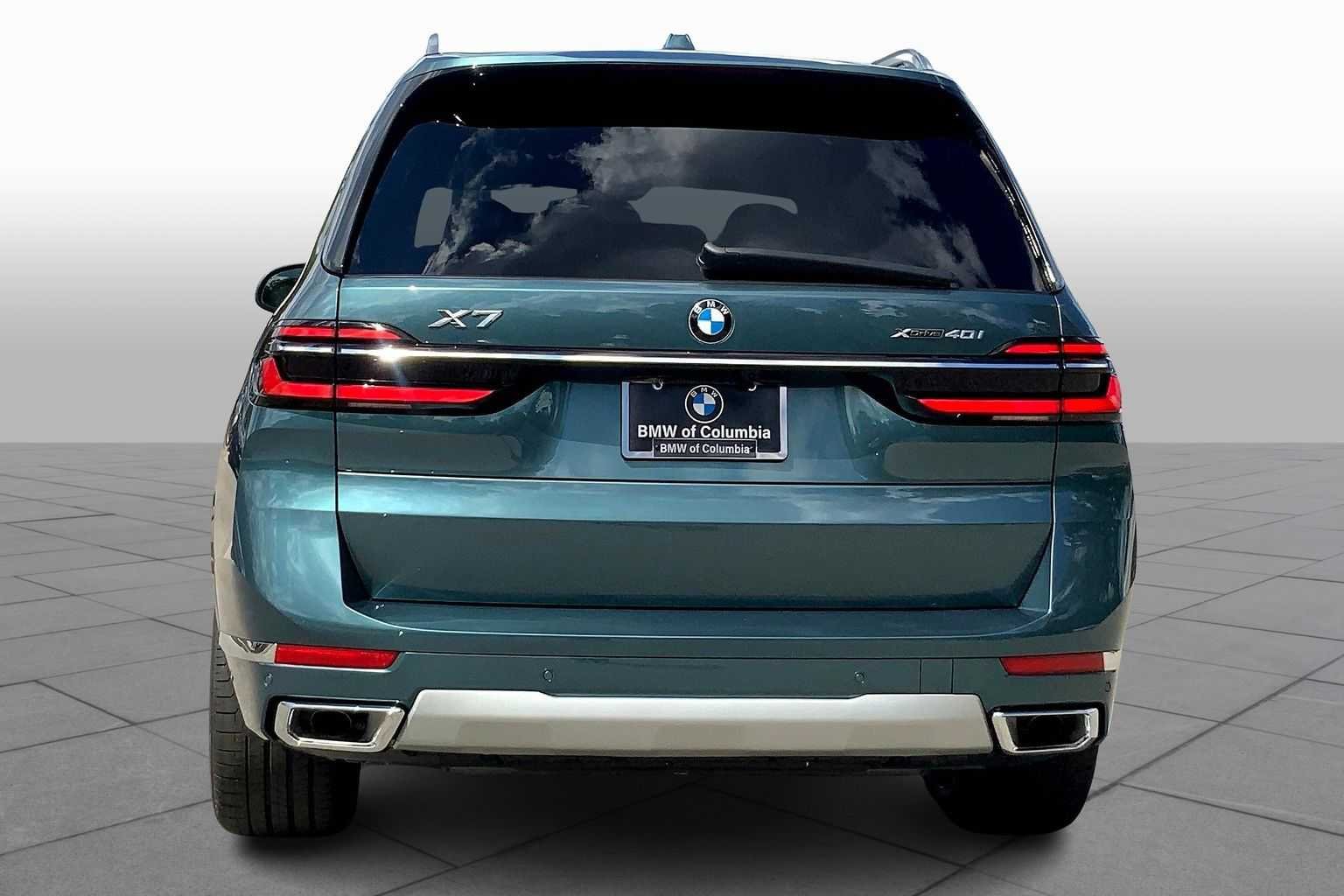 Used 2026 Blue Ridge Mountain Metallic BMW xDrive40i image 4