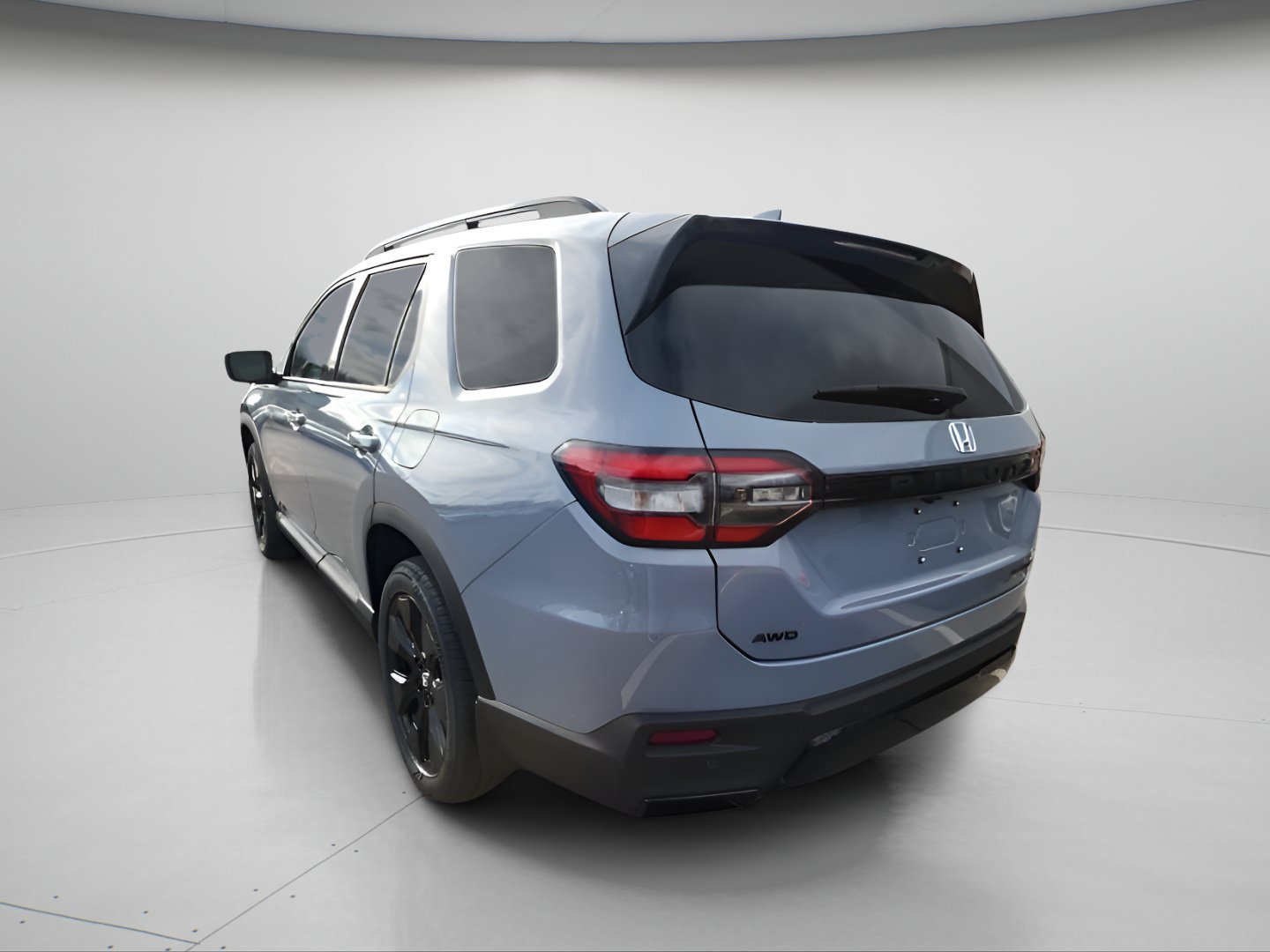 New 2026 Sonic Gray Pearl Honda Black Edition image 4